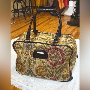 Vintage Liz Claiborne Floral Roller-Travel Bag💛🌸 Good Condition, Interior A+👌